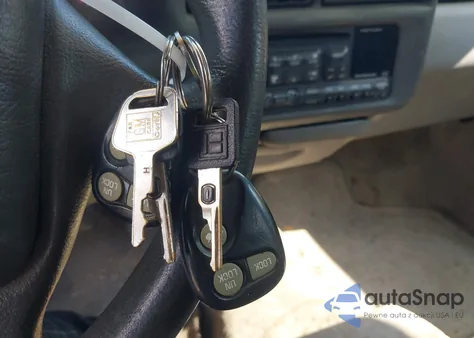 2000 Chevrolet Lumina z USA, uszkodzony, nr VIN 2G1WL52J7Y1141726